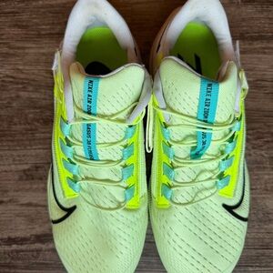 Nike Athletic Shoes - Neon Yellow and Aqua
